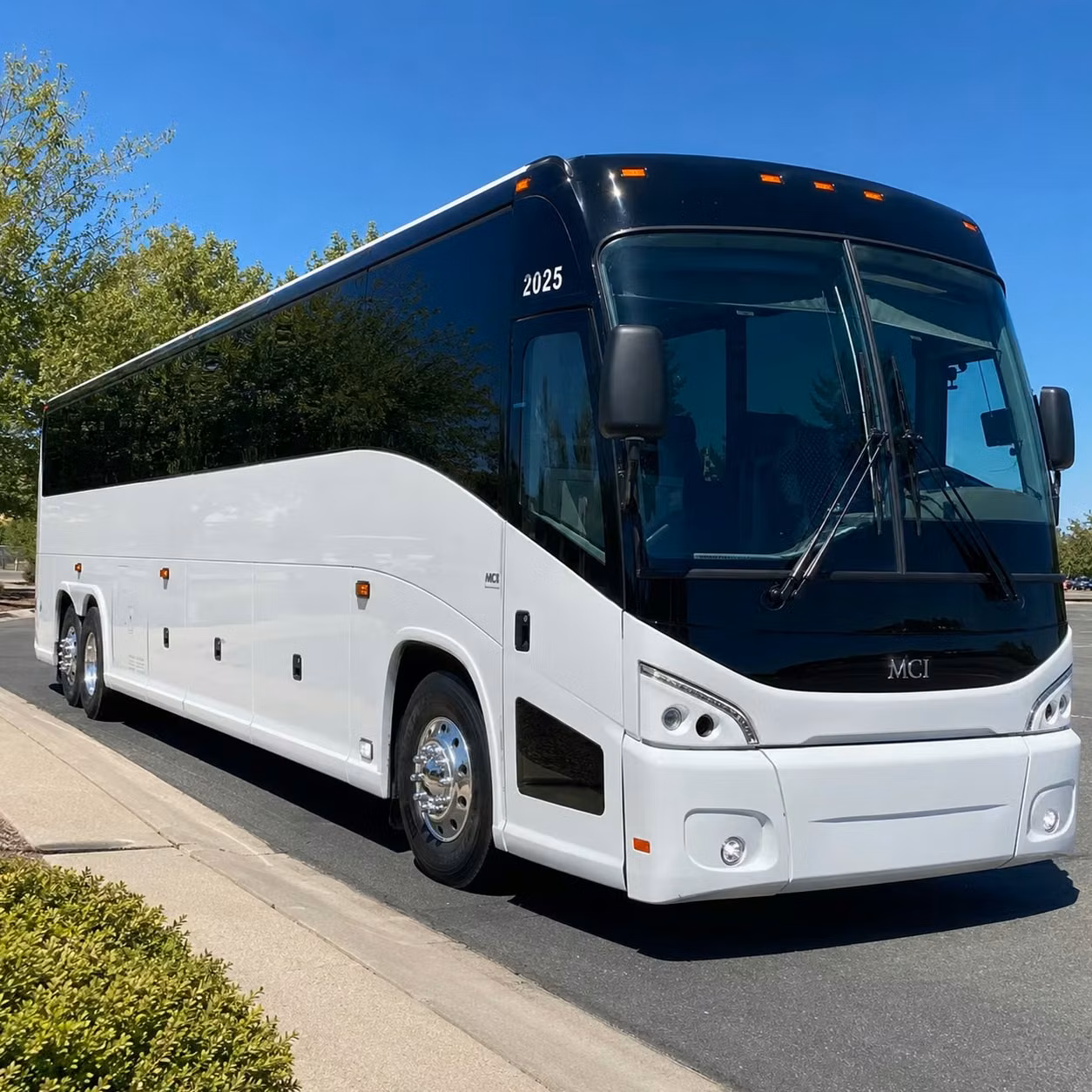 fullerton charter bus rental fleet