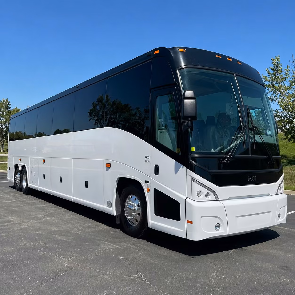 why fullerton convention and corporate groups trust charter buses for airport runs
